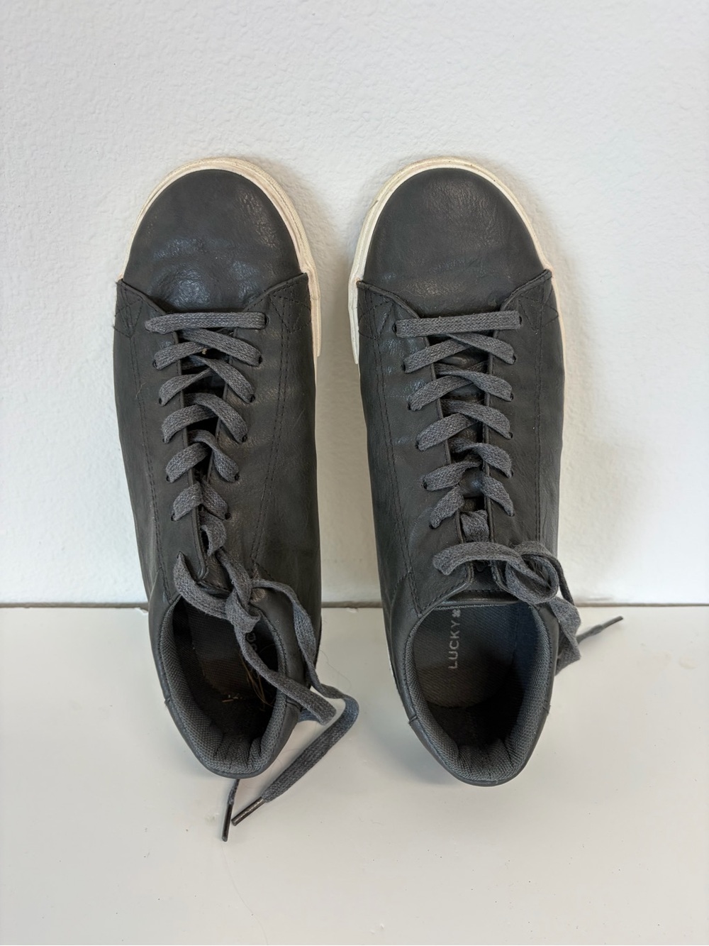 Lucky Brand Men’s Charcoal Leather Low-Top Sneakers